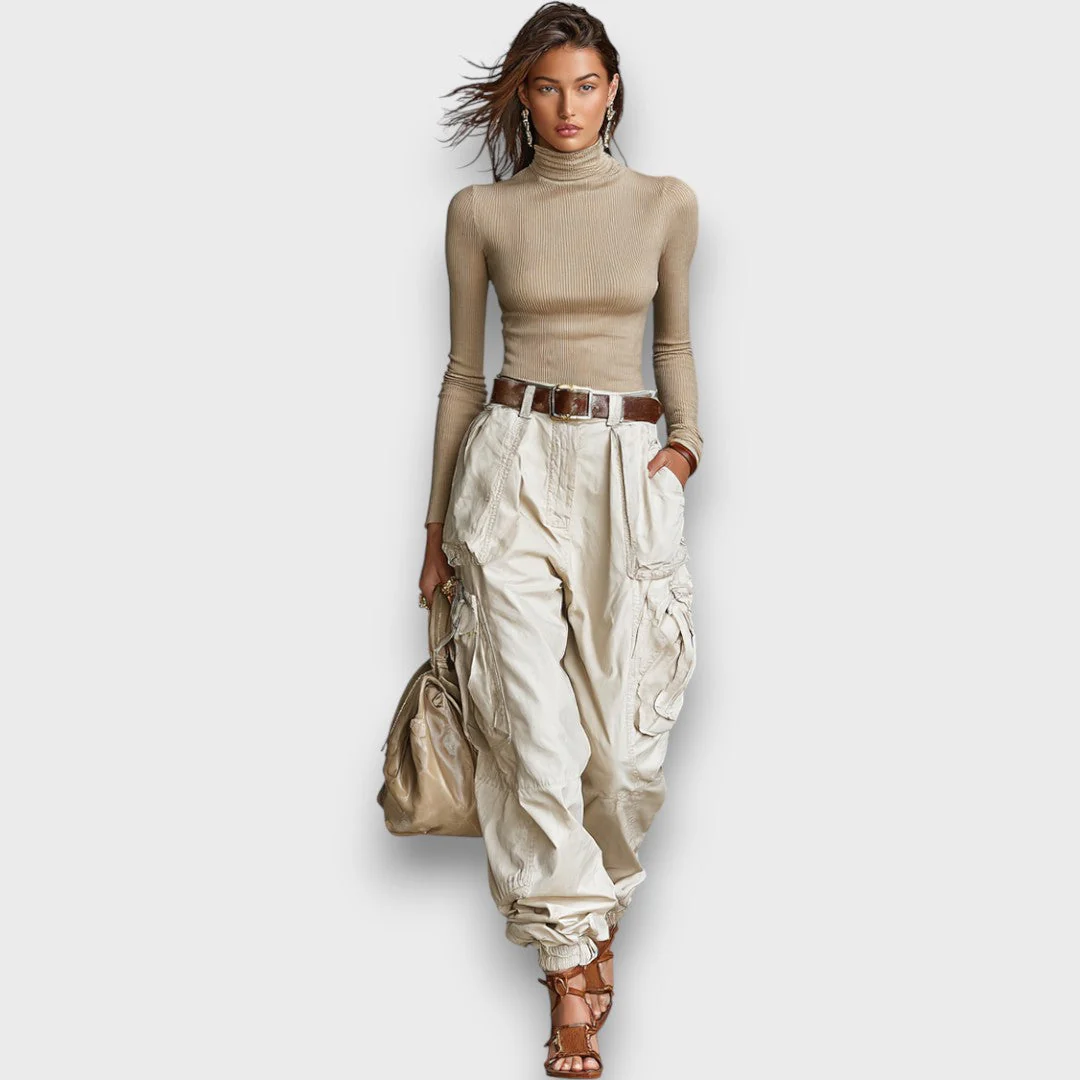 Lorena – Set mit Stehkragen-Shirt und Cargo-Hose - Image 3