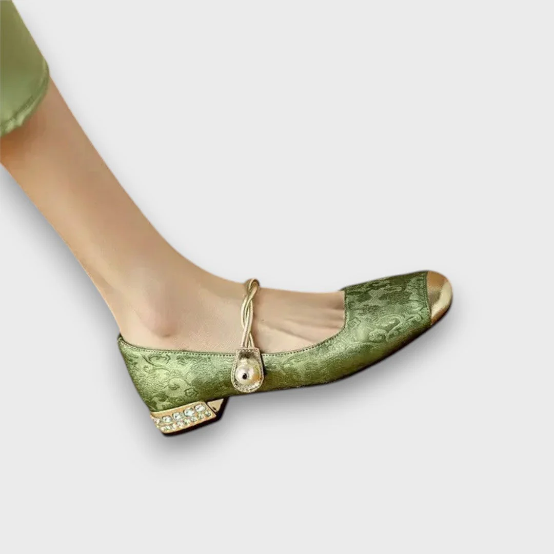 Lorina – Elegante Ballerinas mit Vintage-Charme - Image 4