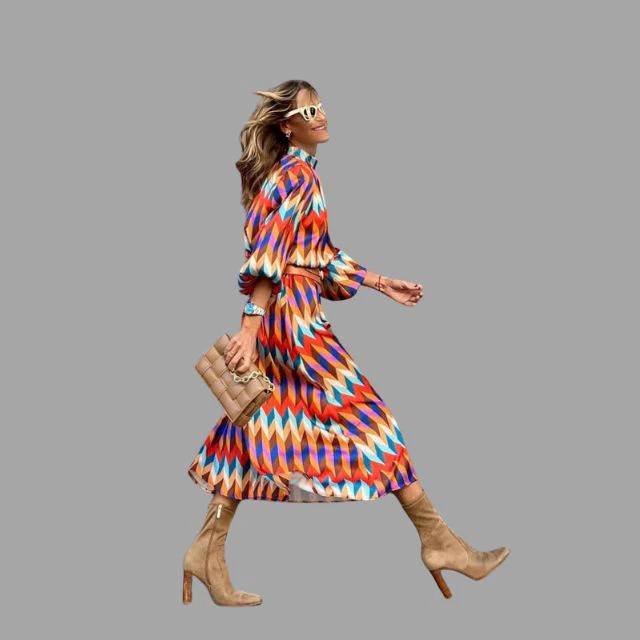 Lotte- Buntes Midikleid mit Fischgrätenmuster und Gürtel - Image 2