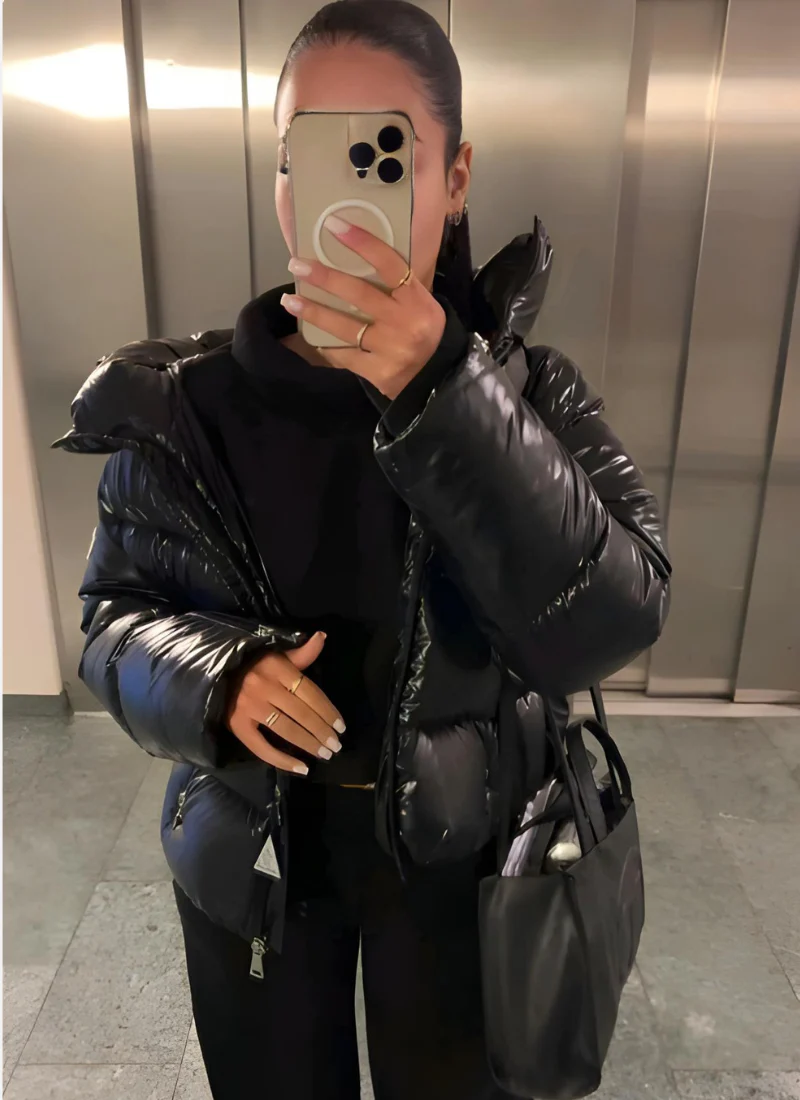 Lucia – Damen Steppjacke Mit Kapuze Und Modernem Schnitt - Image 4