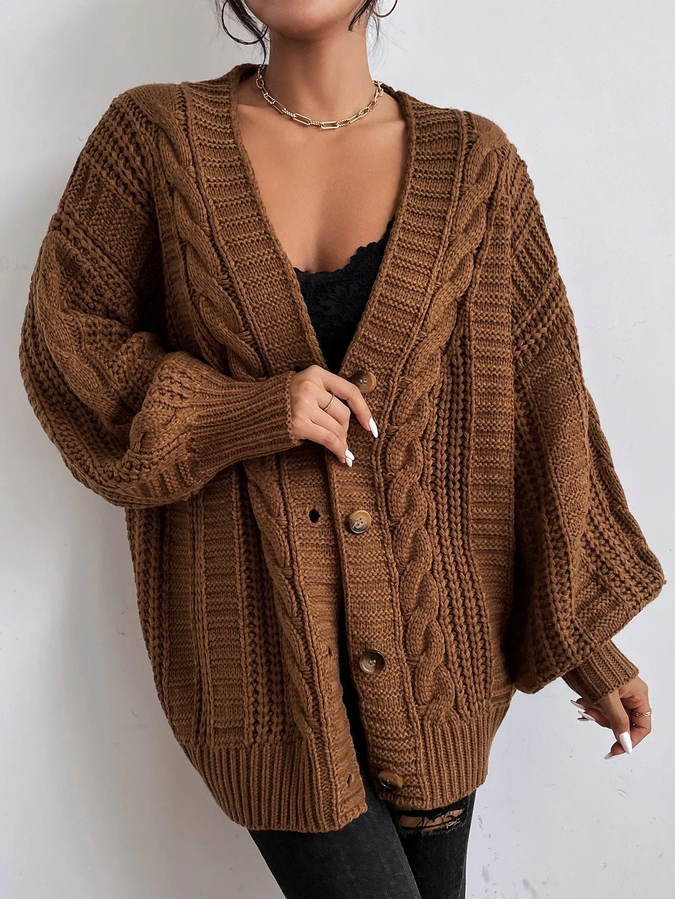 Lucía – Damen Zopfstrick Strickjacke Mit Knopfleiste - Image 4