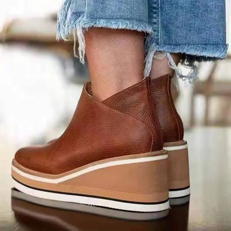 Lucía – Komfortable Damen Stiefelette mit cleanem Schlupfdesign - Image 2