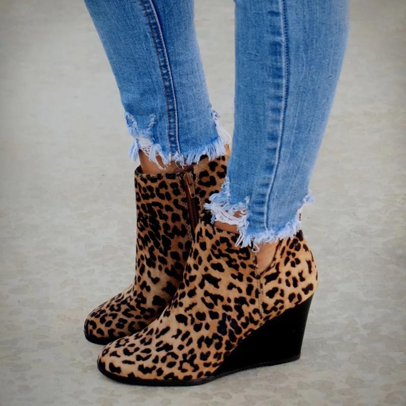 Lucía – Modische Damen Keilabsatz Stiefeletten - Image 4