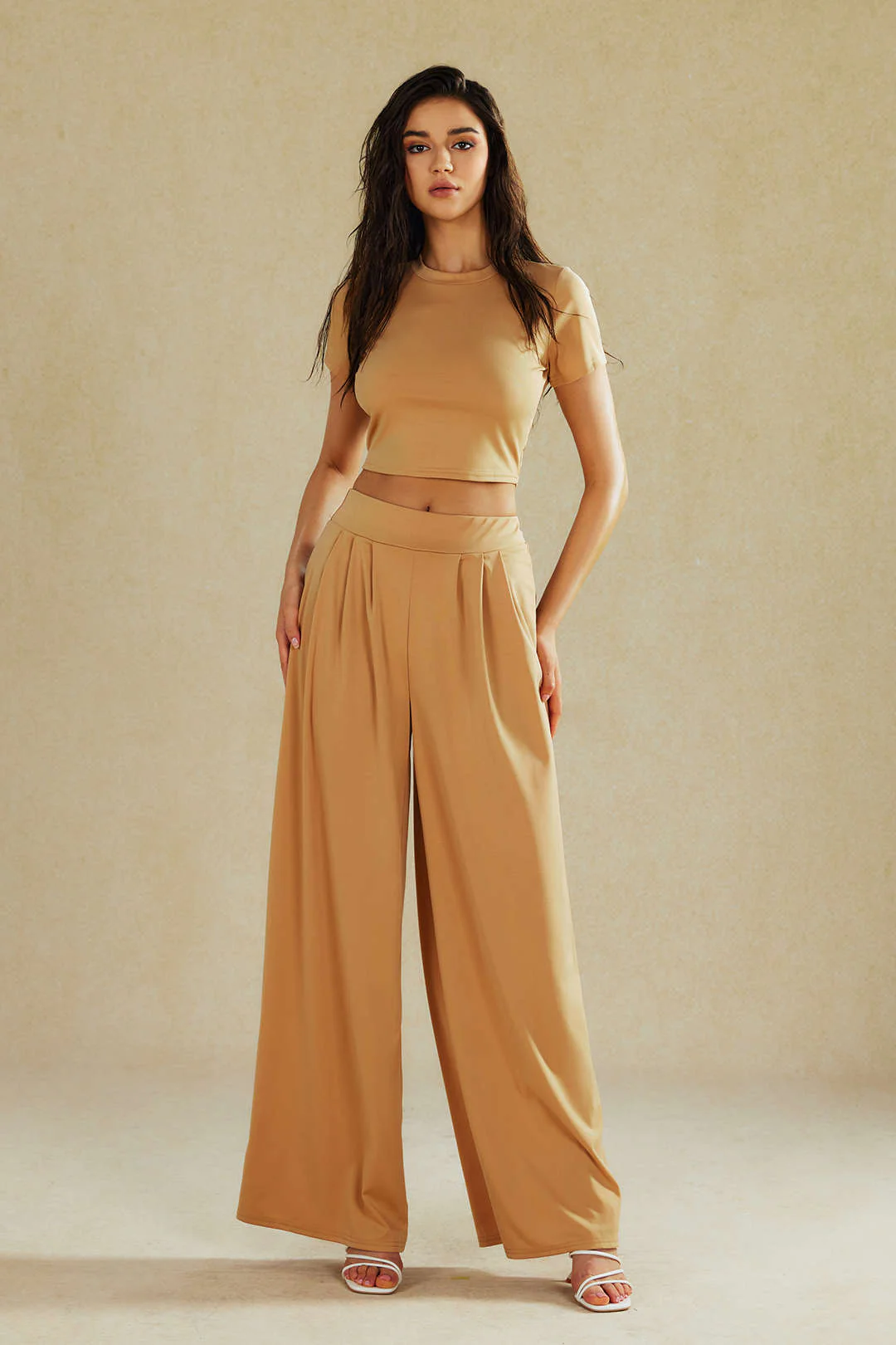 Luna | Elegantes Zweiteiler-Set mit Crop-Top & Palazzo-Hose - Image 34