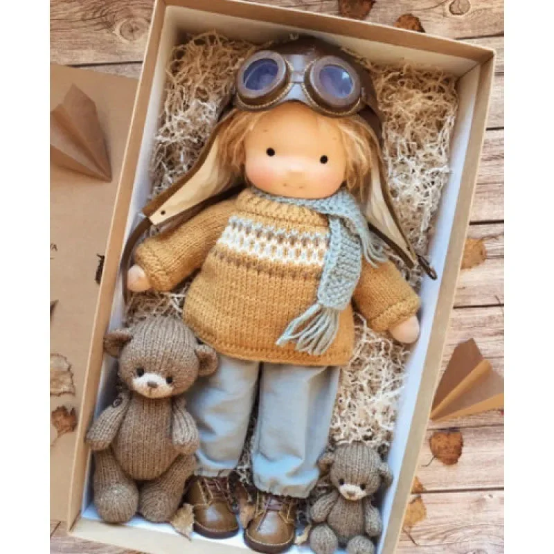 Luna | Handgefertigte Waldorf-Plüschpuppe – Weiches Baumwollspielzeug mit Stoffbox | Niedlich & Kuschelig | Für Kindergeburtstage & fantasievolles Spielen im Alltag - Image 36