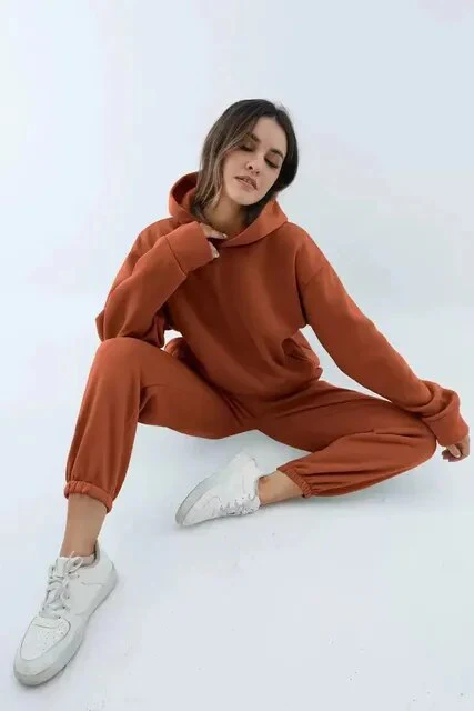 Luna – Lässiger Damen Hoodie & Jogginghosen Set - Image 13