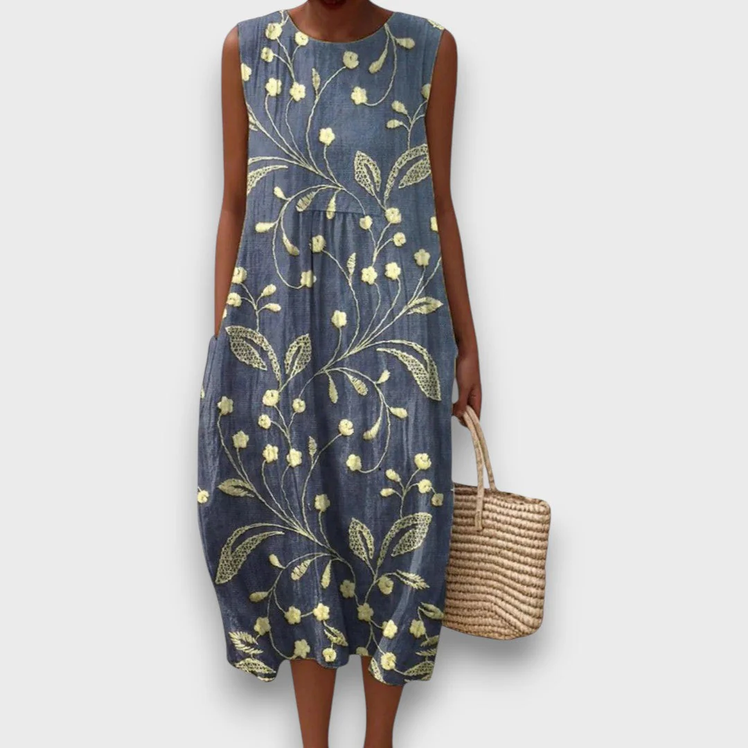 Lunaria – Kleid mit Blütenstickerei - Image 3