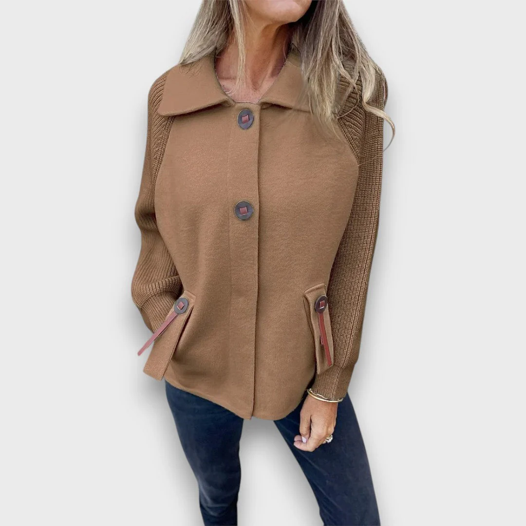 Lunaris – Jacke mit Kontrastärmeln - Image 10