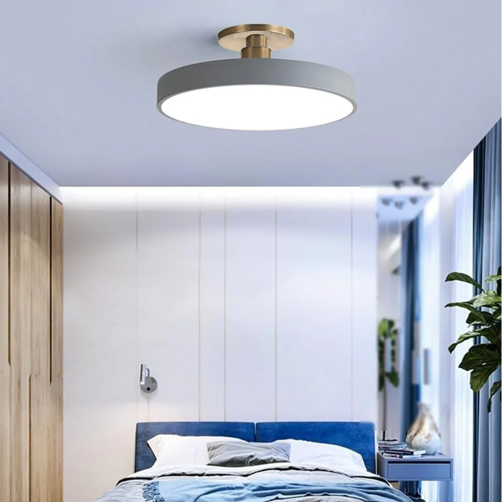 LuxLume | Moderne LED-Deckenleuchte mit edlen Goldakzenten - Image 3