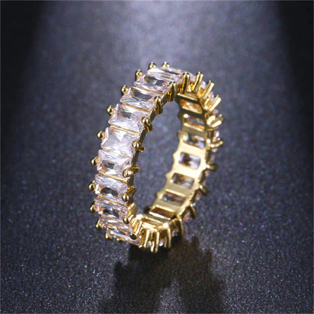 Luxuriöser Zirkonia-Ring in Gold und Silber - Image 6
