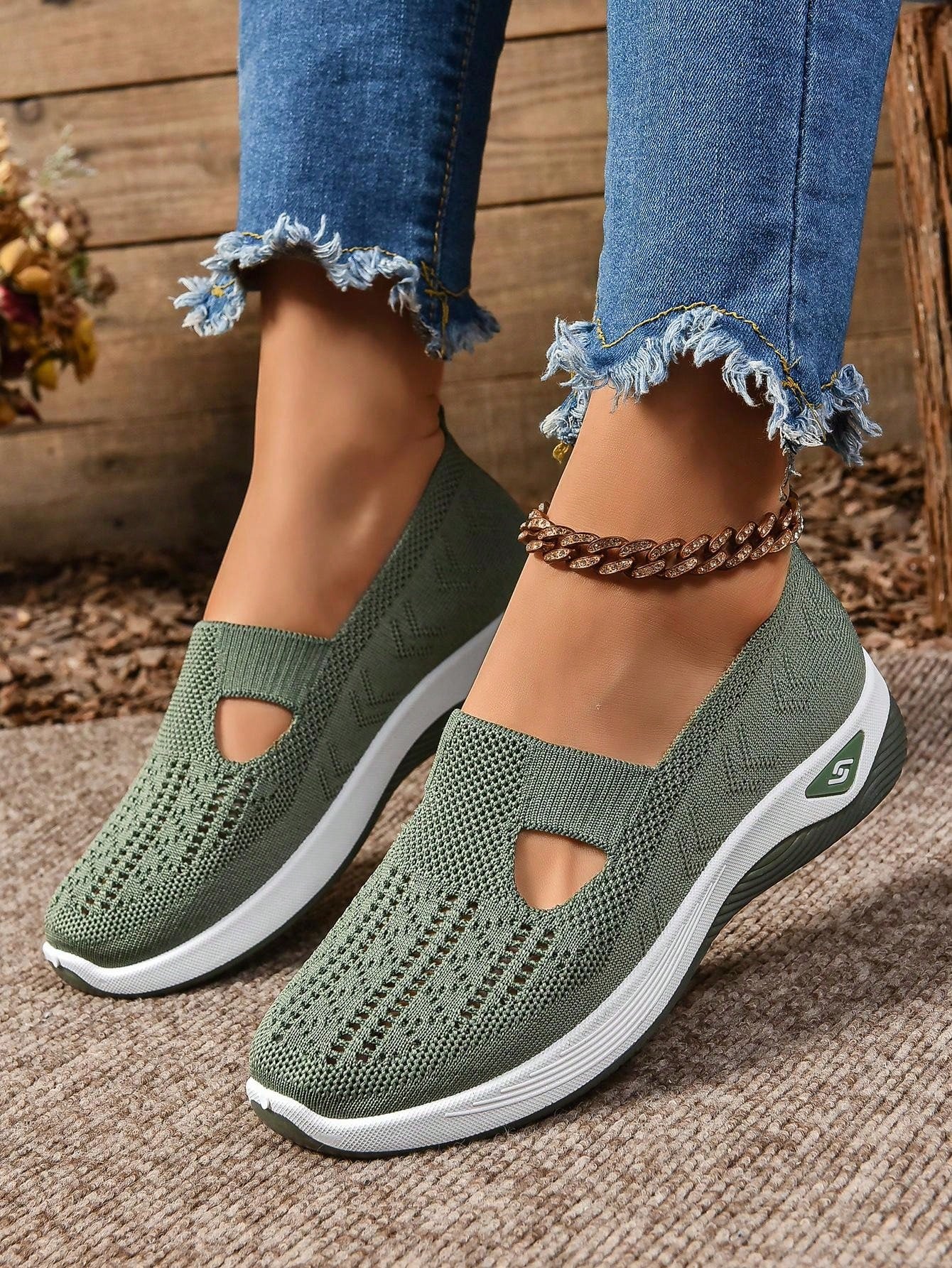 Maja | Damen Slip-On Casual Gehschuhe - Image 10
