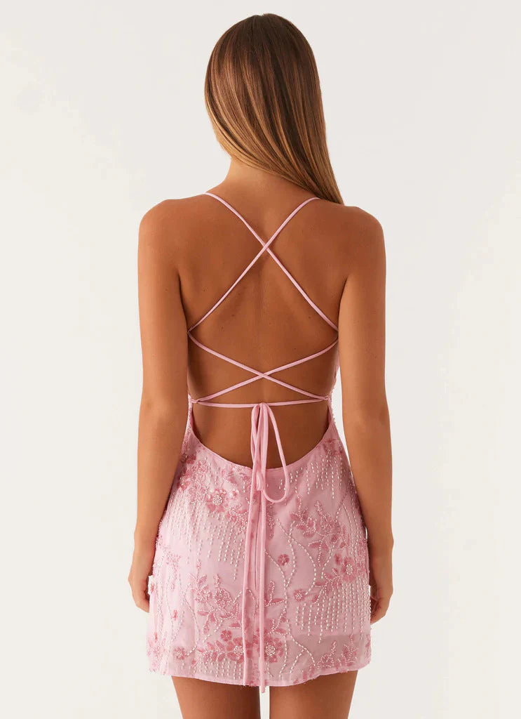 Mandy | Rückenfreies Paillettenkleid - Image 12