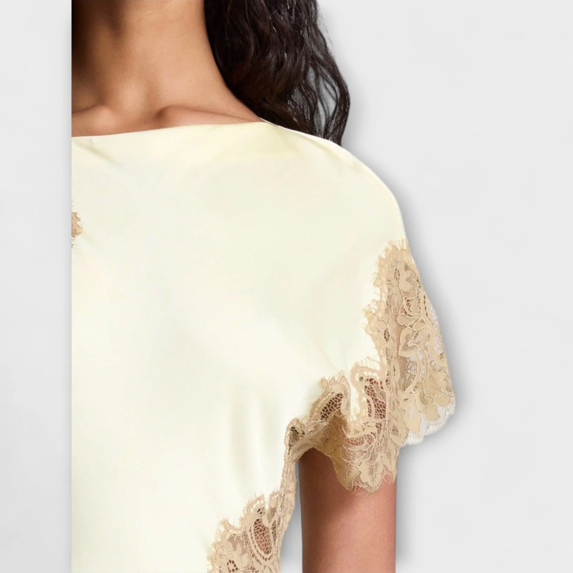 Margaret - Maxikleid mit Satin- und Spitzenakzenten - Image 3