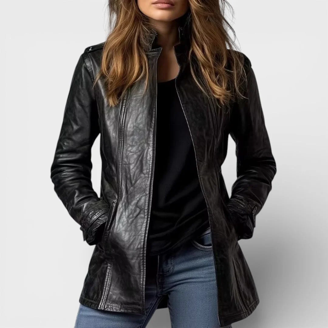 Marielyn - Taillierter Soft-Touch-Blazer - Image 2