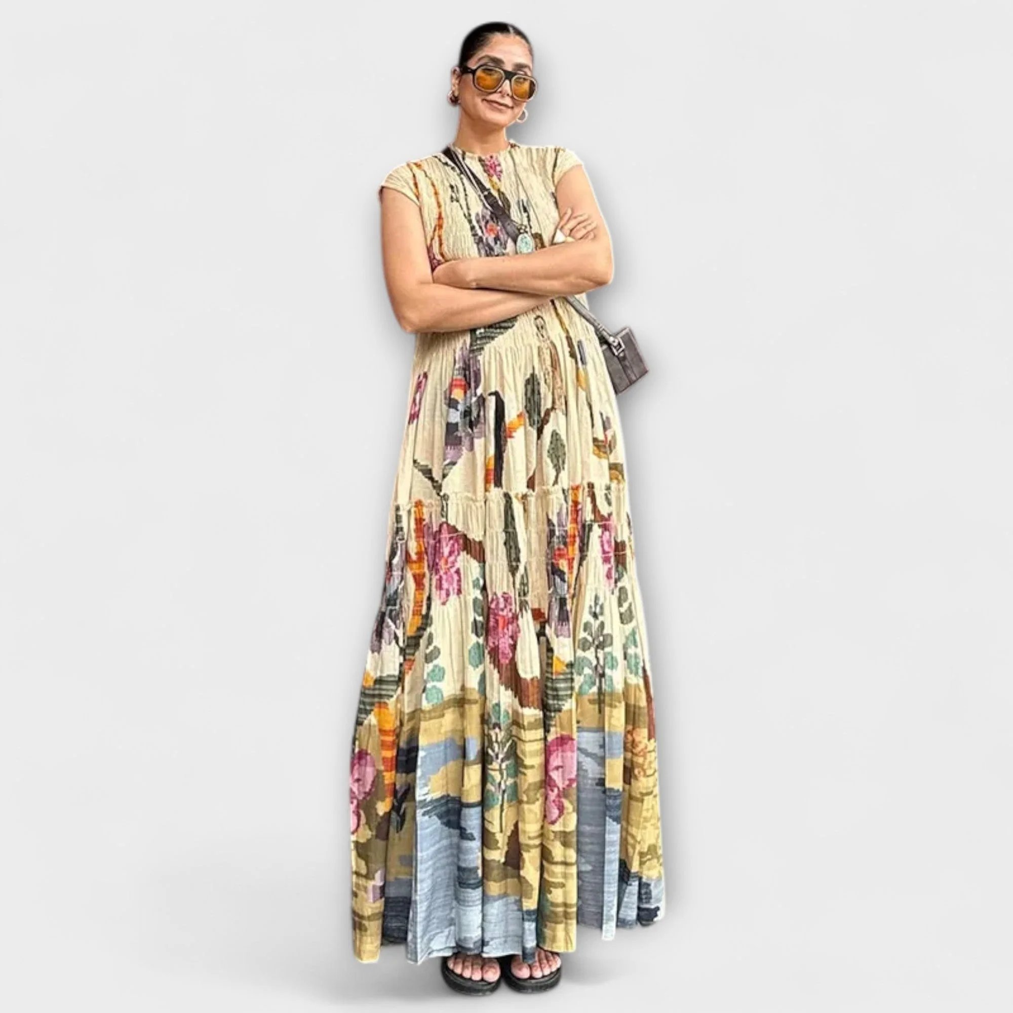 Marienna – Maxikleid mit kunstvollem Faltenfall - Image 8