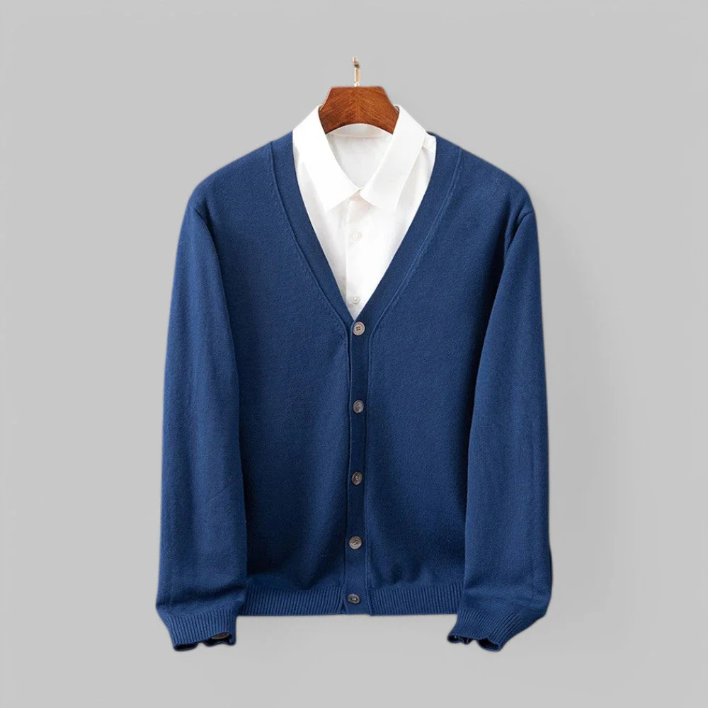 Markus | Vielseitige moderne V Ausschnitt Strickjacke - Image 10