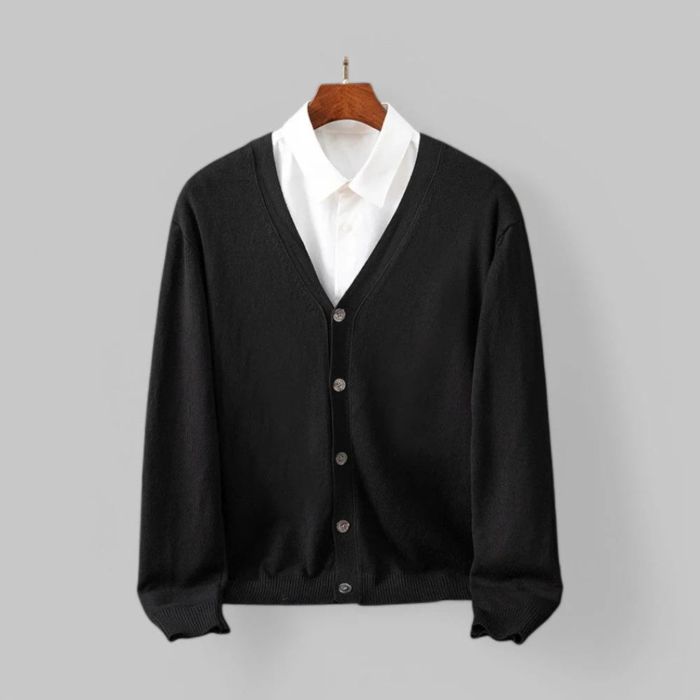 Markus | Vielseitige moderne V Ausschnitt Strickjacke - Image 7
