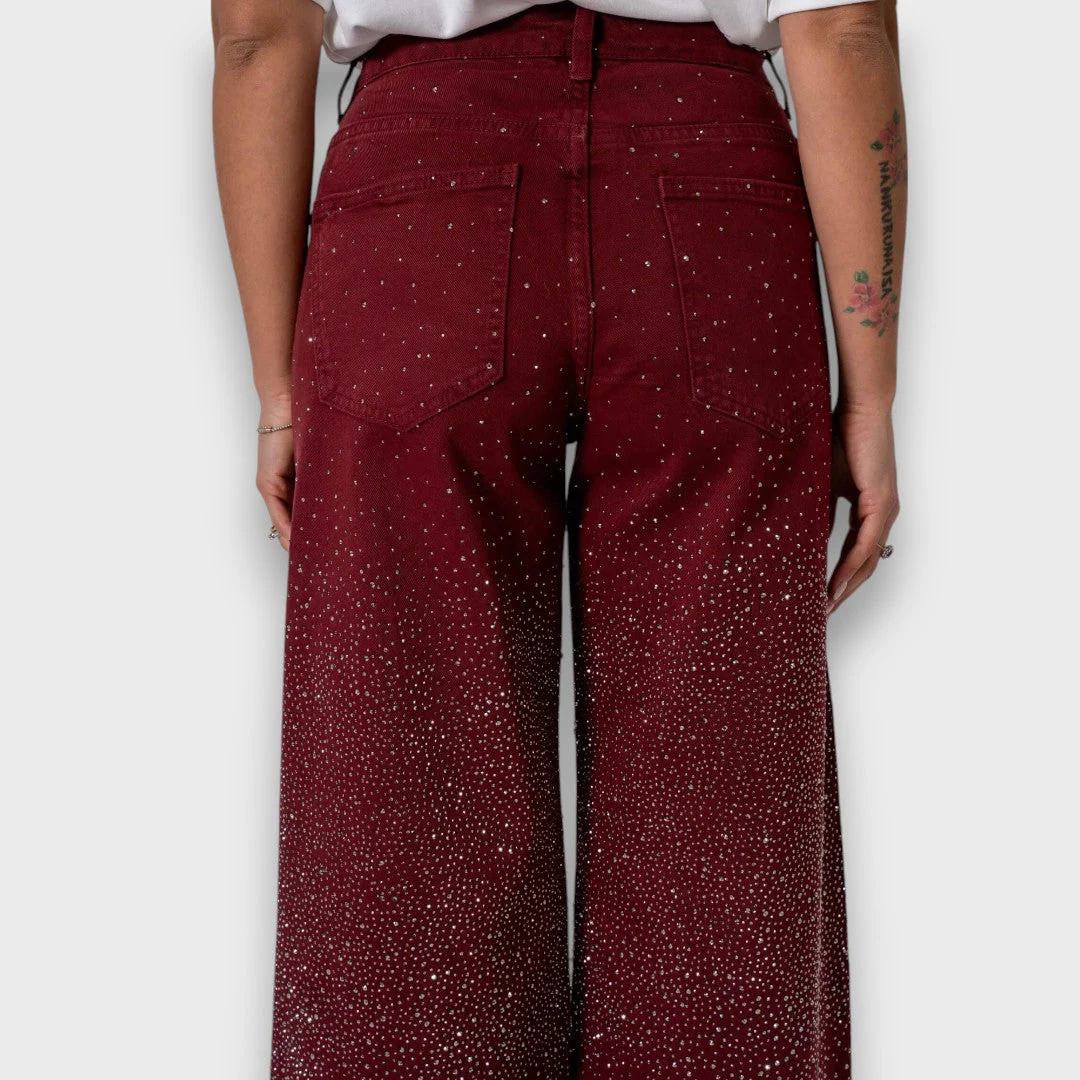 Marvie – Strassverzierte Wide-Leg Jeans in Bordeaux - Image 3