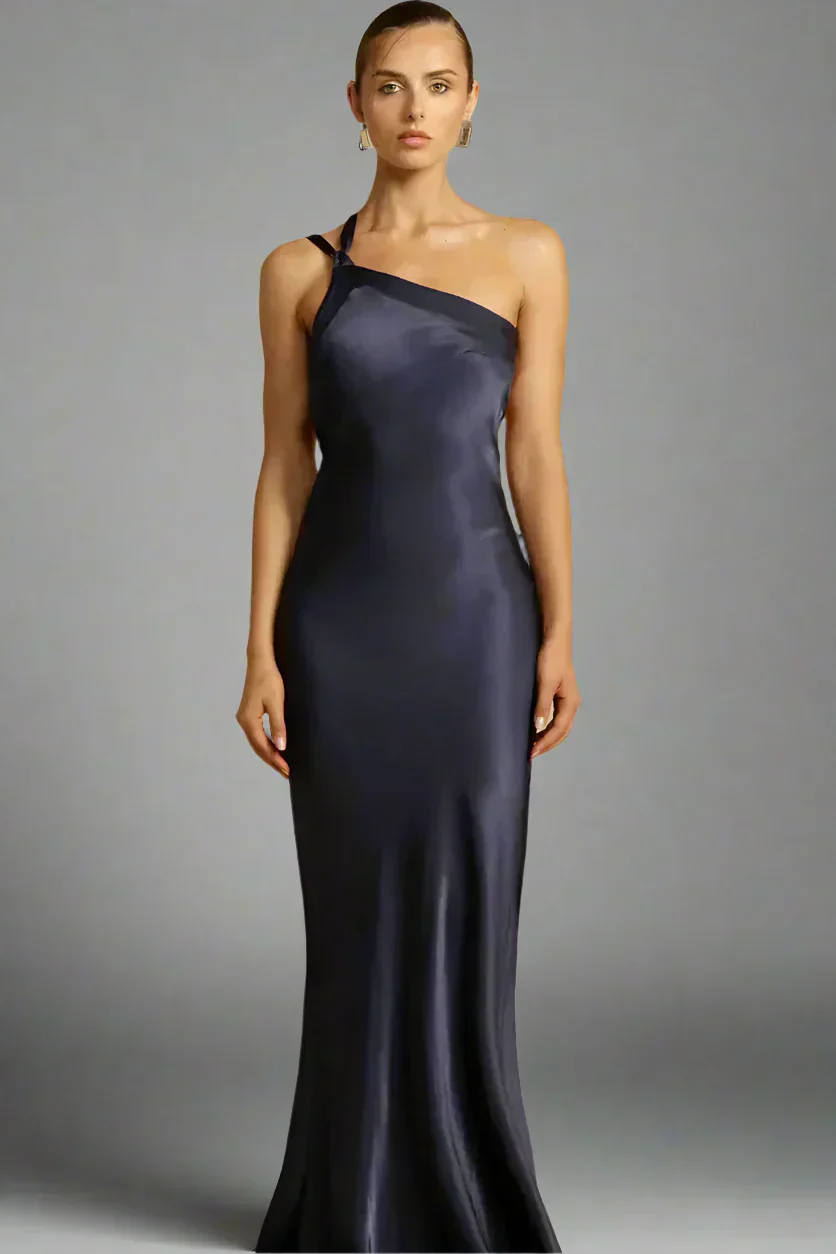Maxine - Elegant one-shoulder dress with open back and sloped neckline - Image 5