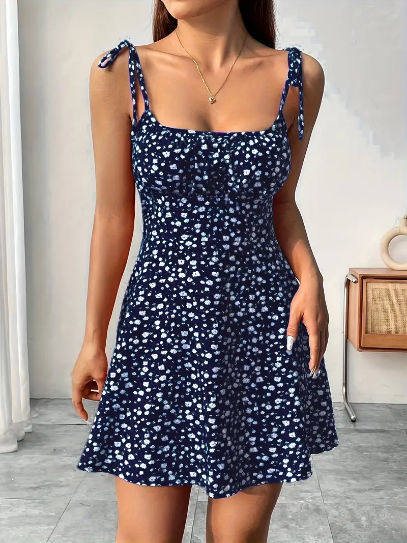 Maxine – Minikleid mit Blumenmuster und Bindebändern - Image 36