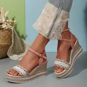 Melanie - Elegante Plateausandalen für Frauen mit perlenbesetztem Knöchelriemen - Image 3