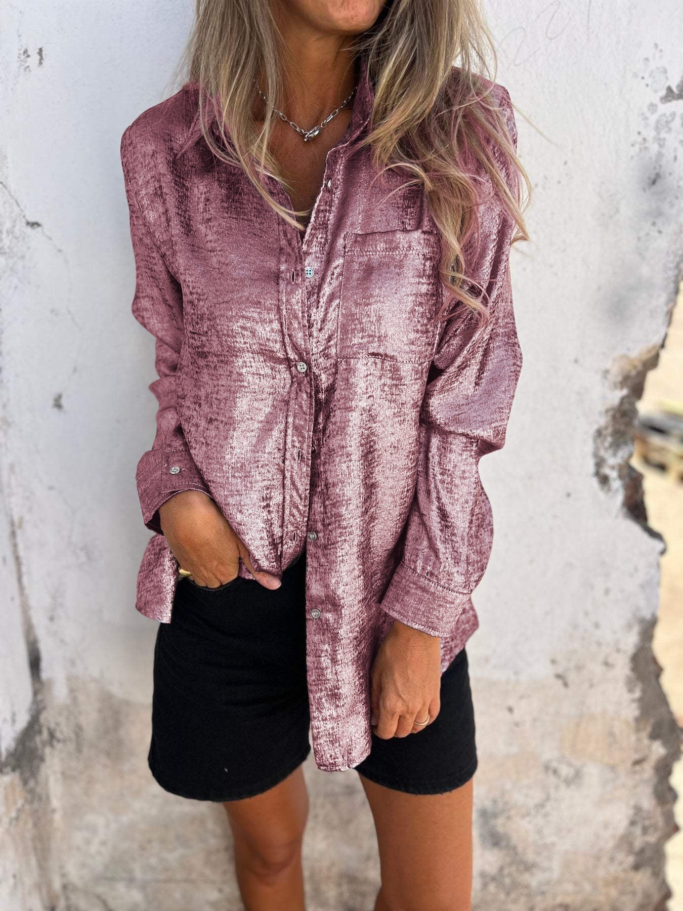 Metallene Damenbluse mit Kragen - Image 10