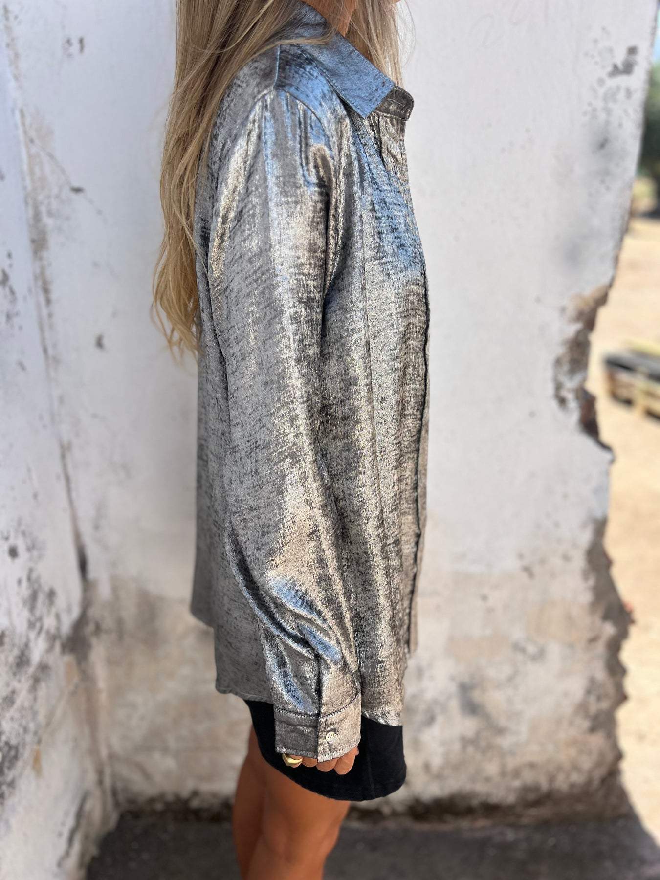 Metallene Damenbluse mit Kragen - Image 3