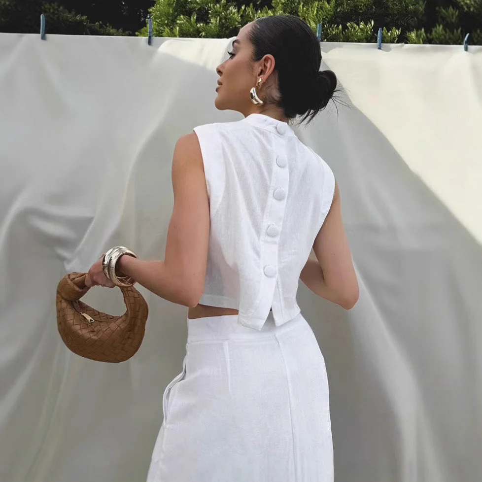 Mia | Set aus ärmellosem Top mit Stehkragen und langem Rock mit Schlitz - Image 2