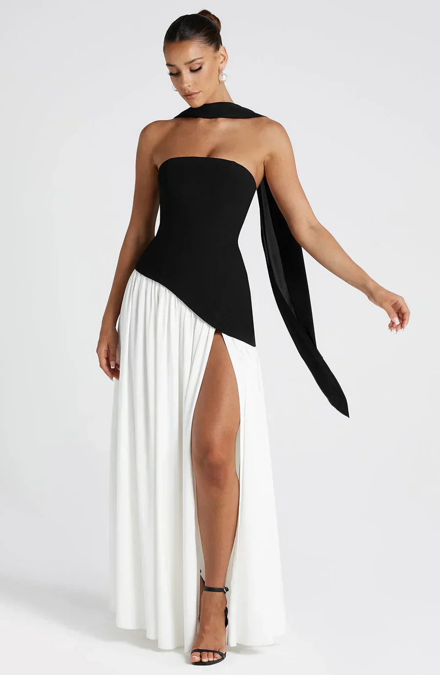 Micah | Elegantes Langes Kleid mit Schlitz - Image 13