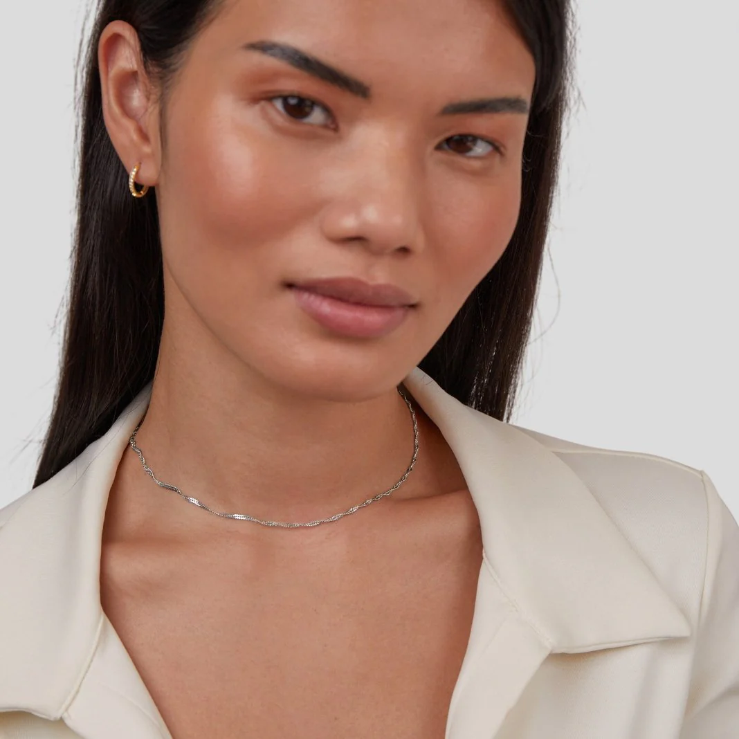 Mila Twist Silber Kettenhalsband - Image 4