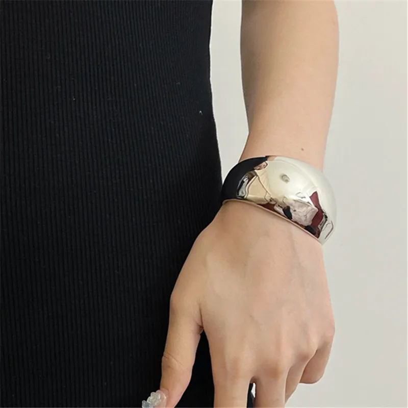 Minimalistisches Vintage Damen Armreif Offen Gebogen - Image 4