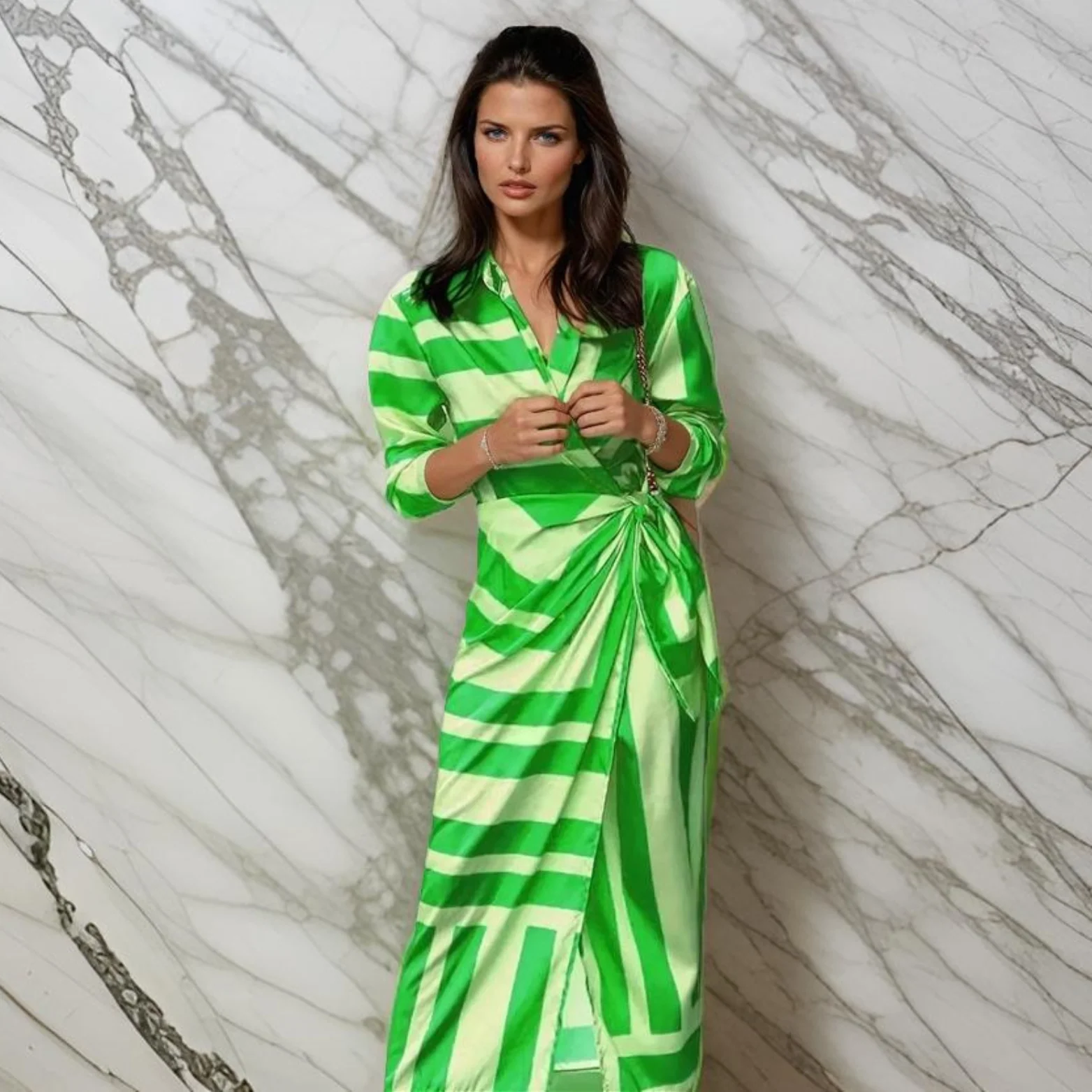 Miral | Elegantes Wickelkleid mit Muster - Image 11