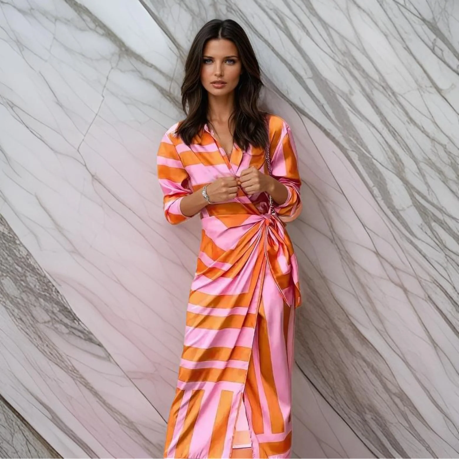 Miral | Elegantes Wickelkleid mit Muster - Image 9