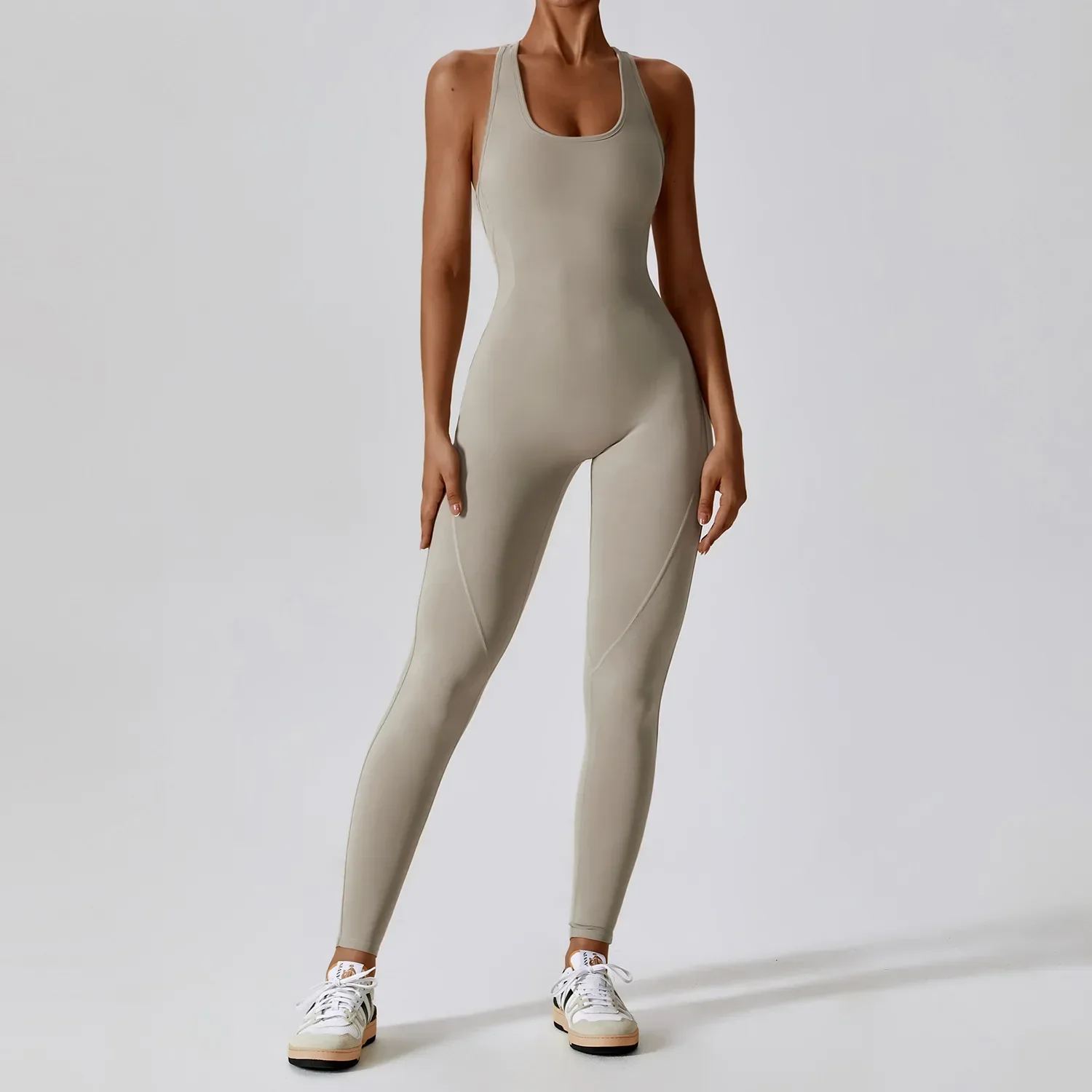 Miranda | Yoga Jumpsuit Mit Offenem Rücken - Image 7