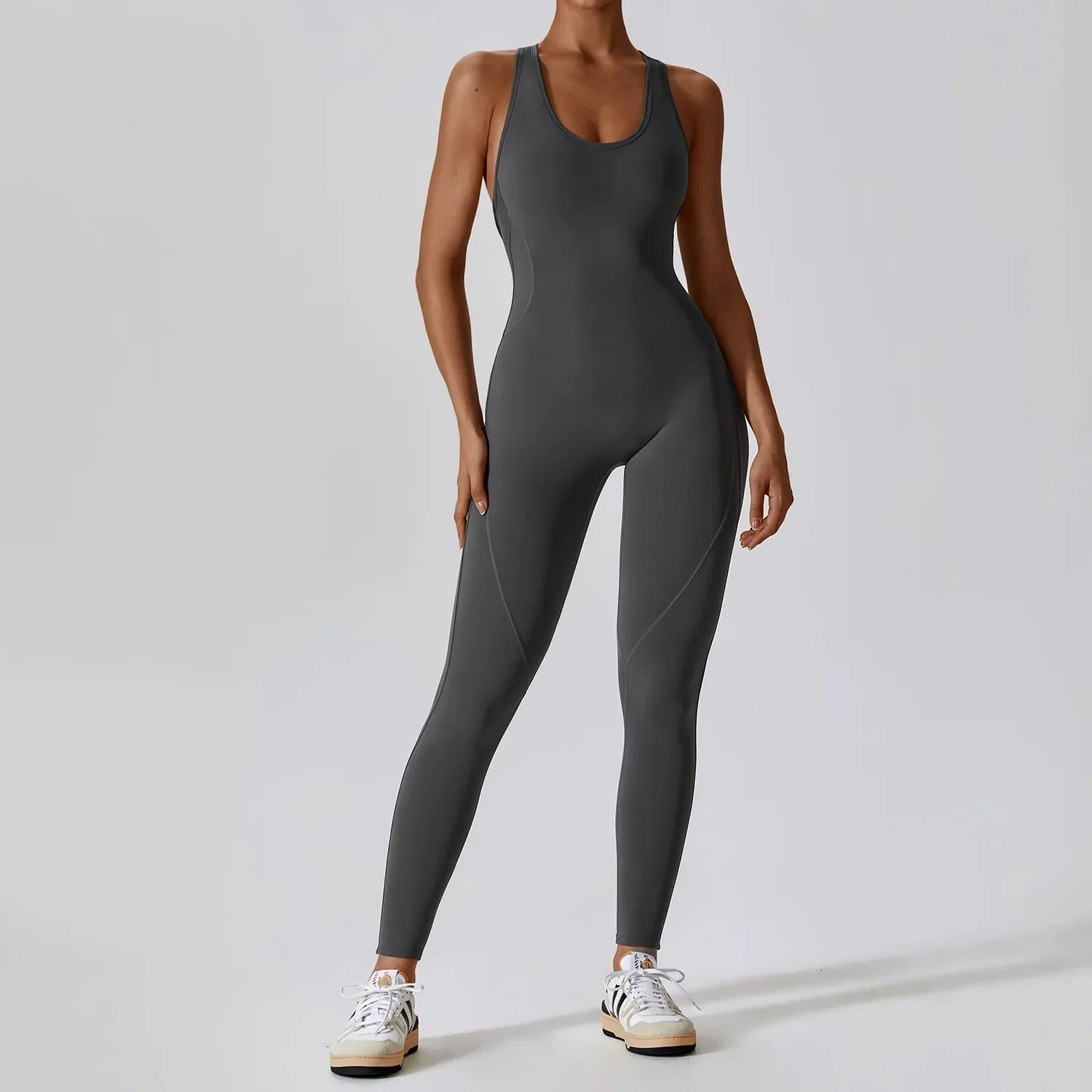 Miranda | Yoga Jumpsuit Mit Offenem Rücken - Image 9