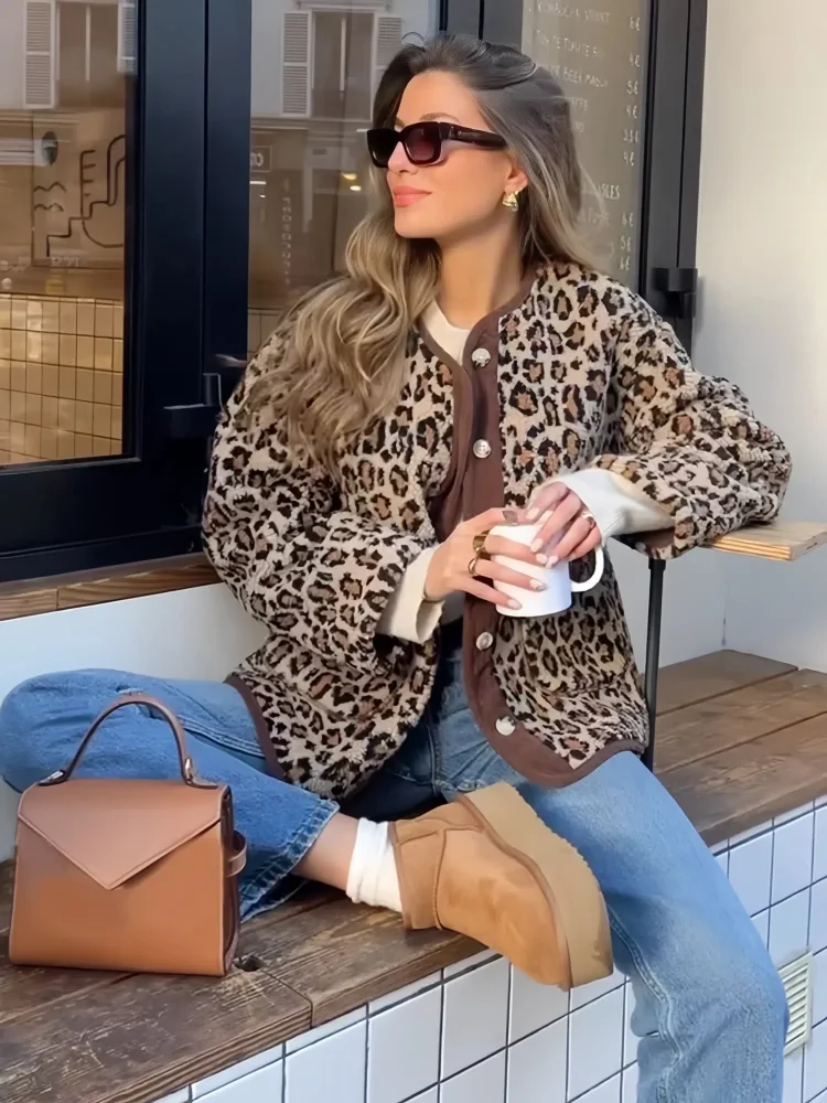 Miriam - Stilvolle Leoparden-Strickjacke - Image 2