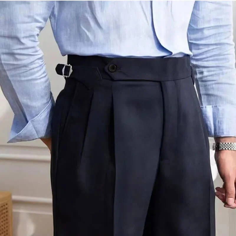 Moderne, lässige Herren-Shorts in Knielänge - Image 3