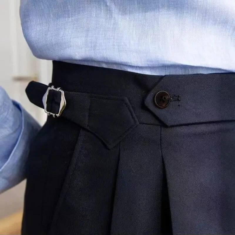Moderne, lässige Herren-Shorts in Knielänge - Image 4