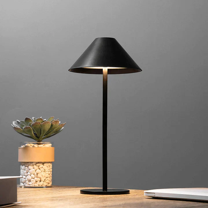 Moderne LED-Tischlampe – Stilvolles, kabelloses Design für Zuhause und Gastronomie - Image 2
