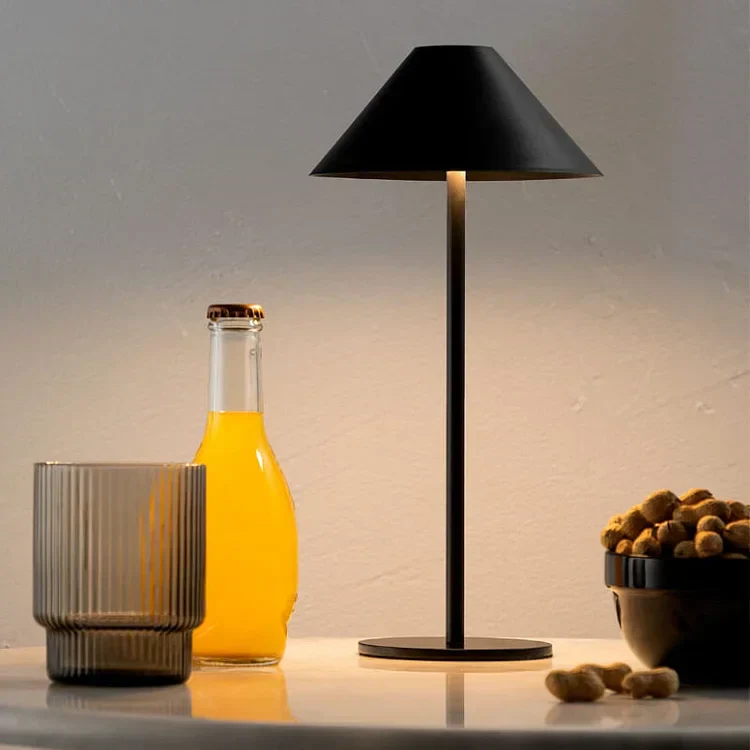 Moderne LED-Tischlampe – Stilvolles, kabelloses Design für Zuhause und Gastronomie - Image 3
