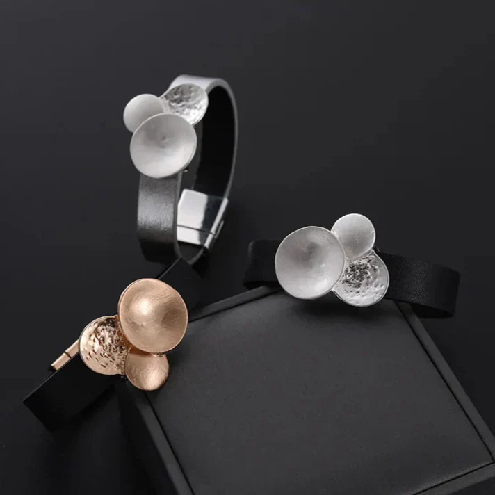 Modisches Damen Lederarmband Retro Magnetverschluss - Image 7