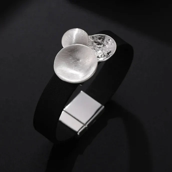 Modisches Damen Lederarmband Retro Magnetverschluss - Image 9