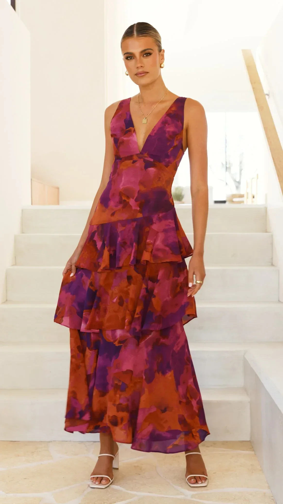 Mylia | Maxikleid mit Volants und Neckholder - Image 3