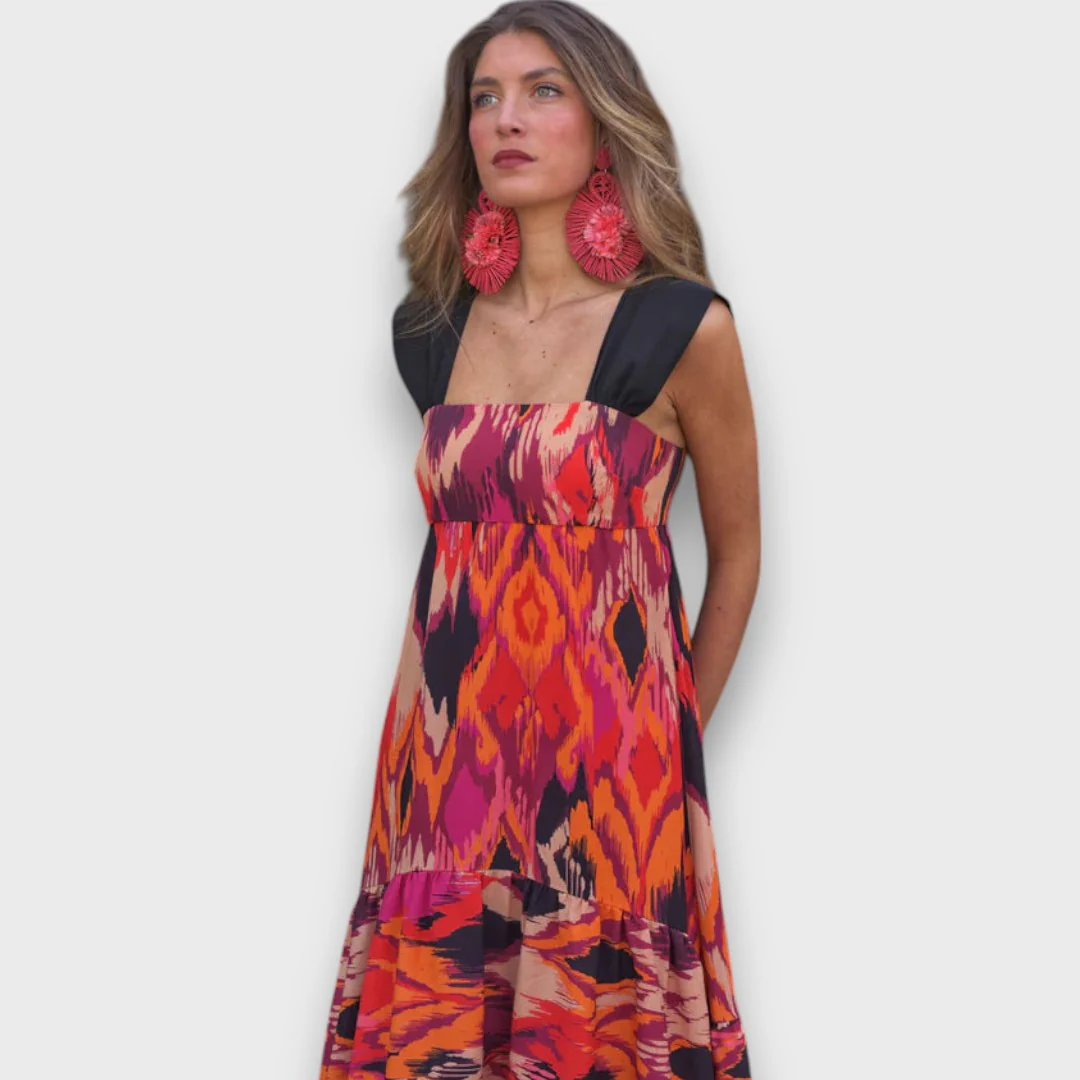 Naiara – Maxikleid mit Ethno-Print und Statement-Trägern - Image 3