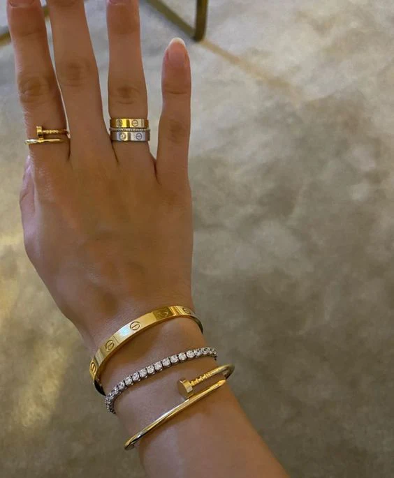 NAIL ARMBAND | GOLD - Image 2