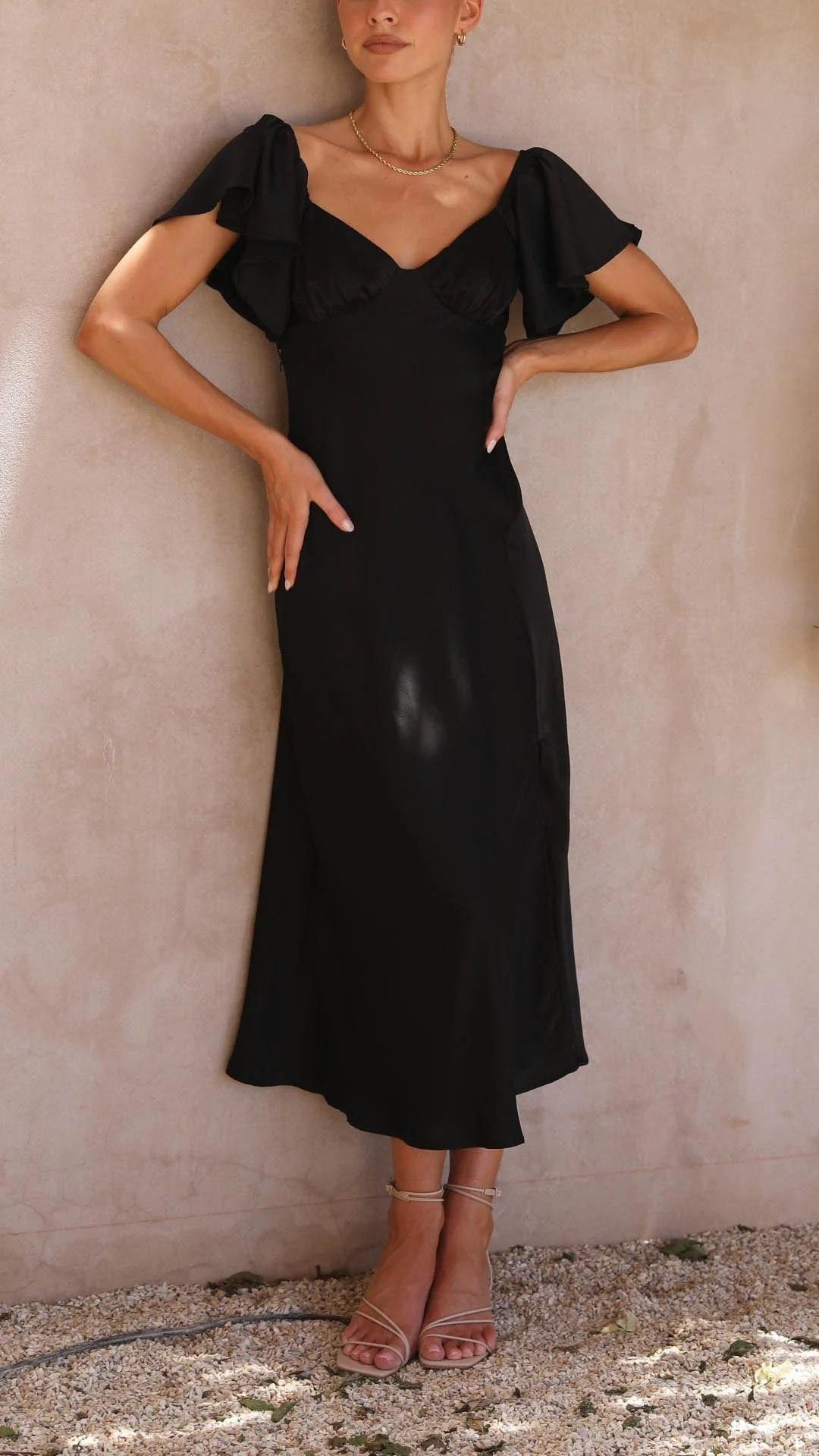 Nalani - Schulterfreies Maxikleid mit Schmetterlingsärmeln - Image 10