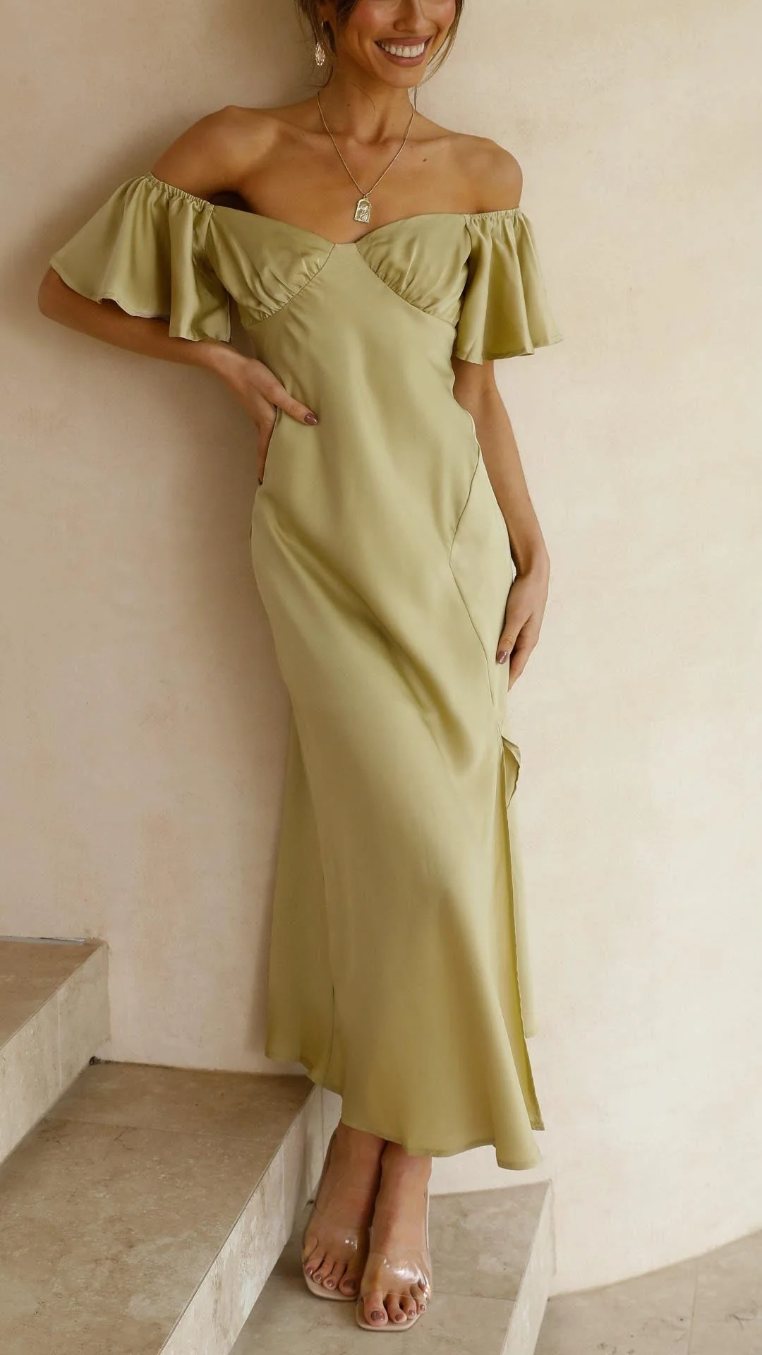 Nalani - Schulterfreies Maxikleid mit Schmetterlingsärmeln - Image 16