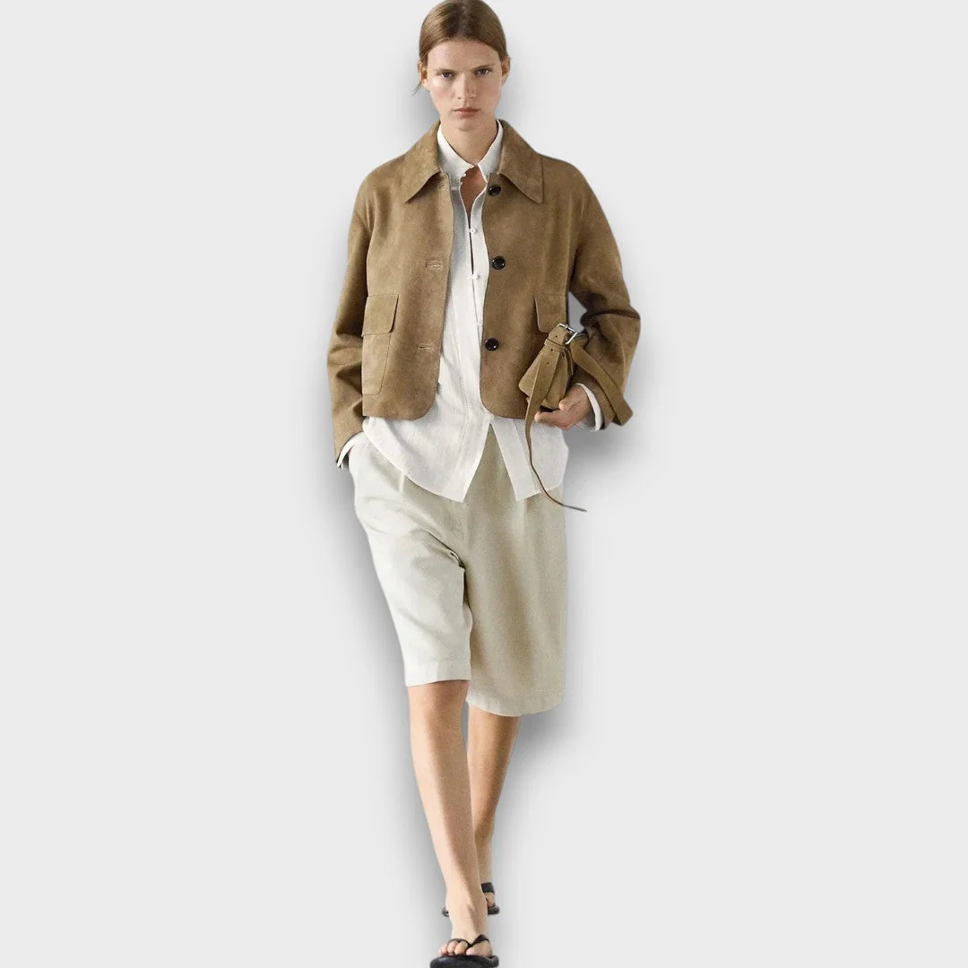 Naomi – Elegante Wildlederjacke mit klassischem Schnitt - Image 4