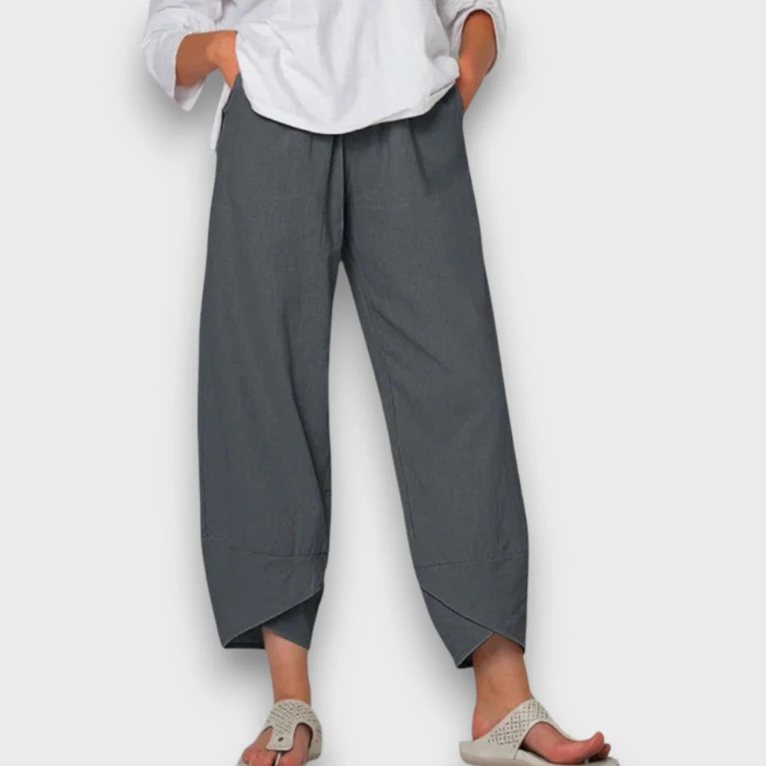 Neve – Leichte Sommerhose mit modernem Beinabschluss - Image 2