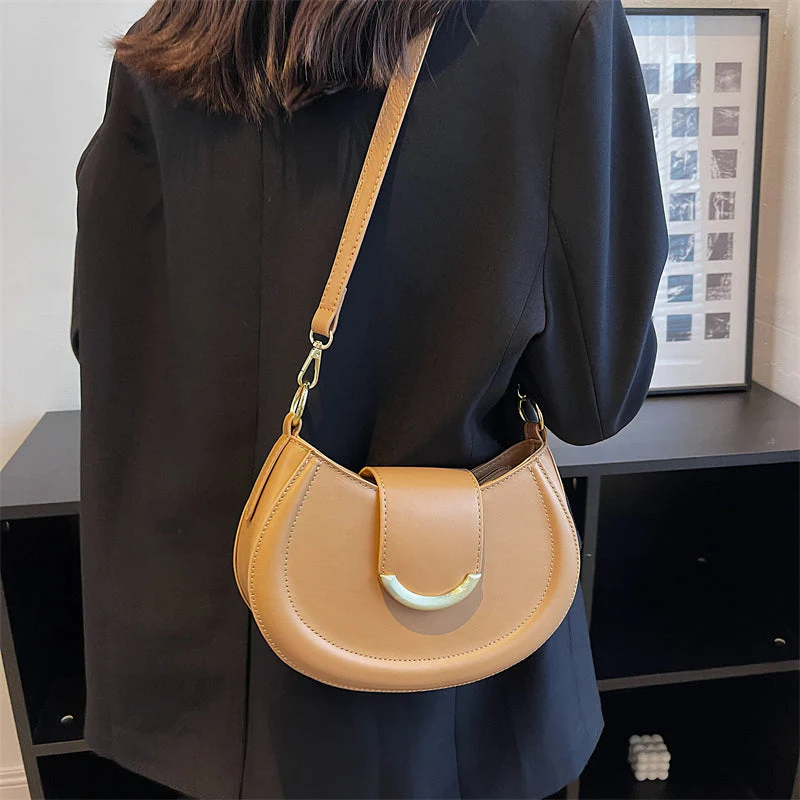 NICOLE - Image 17
